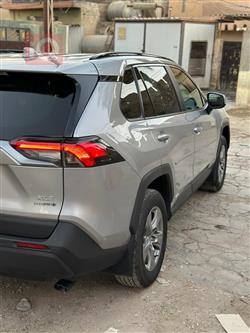 تۆیۆتا ڕاڤ 4